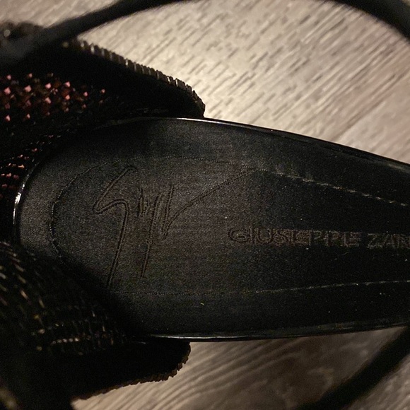 Giuseppe Zanotti black ankle strap heels - Picture 8 of 8